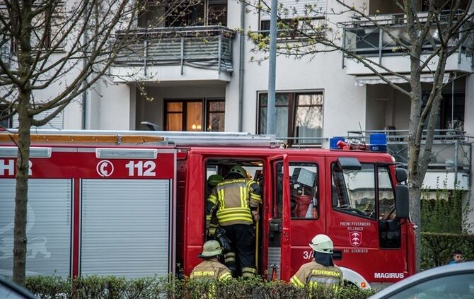 Essen auf dem Herd ruft Feuerwehr auf den Plan - 1 Verletzter - Bild 07_5
