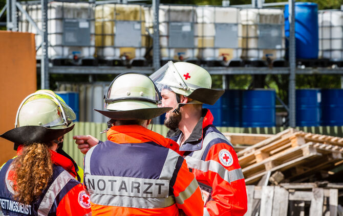 Brand in Chemiewerk - Bild 14_5