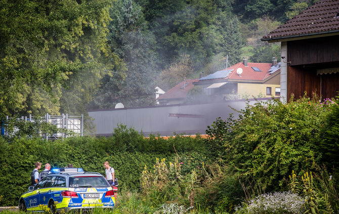 Brand in Chemiewerk - Bild 01_18