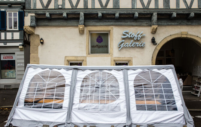 Stadtmarkt trotzt dem Wetter - Bild 02_3