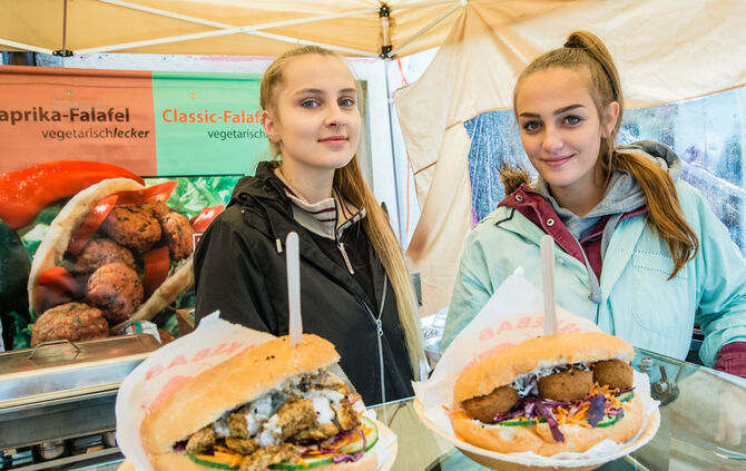 Stadtmarkt trotzt dem Wetter - Bild 17_17