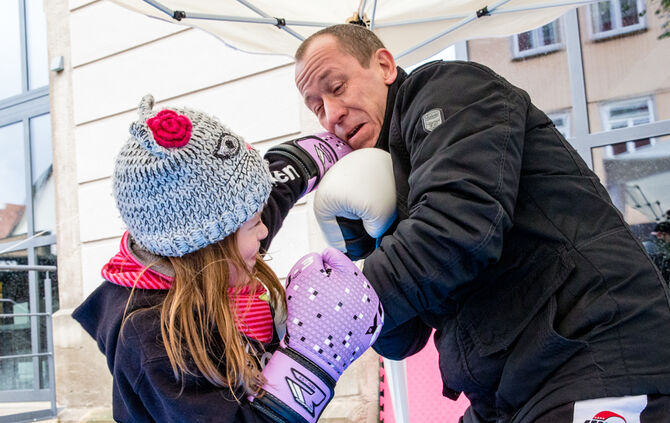 Stadtmarkt trotzt dem Wetter - Bild 38_38