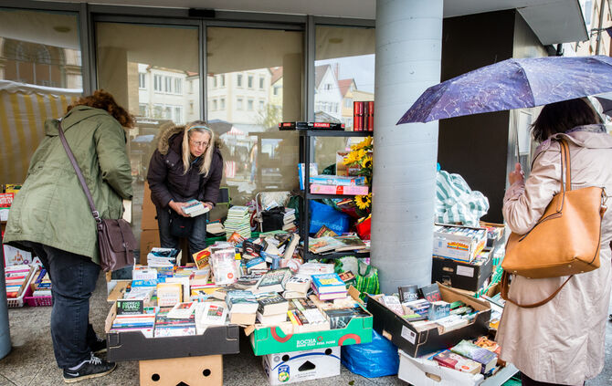 Stadtmarkt trotzt dem Wetter - Bild 43_42