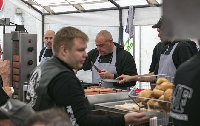 GroÃer TrÃ¶delmarkt in PlÃ¼derhausen_17