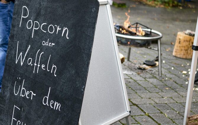 GroÃer TrÃ¶delmarkt in PlÃ¼derhausen_27