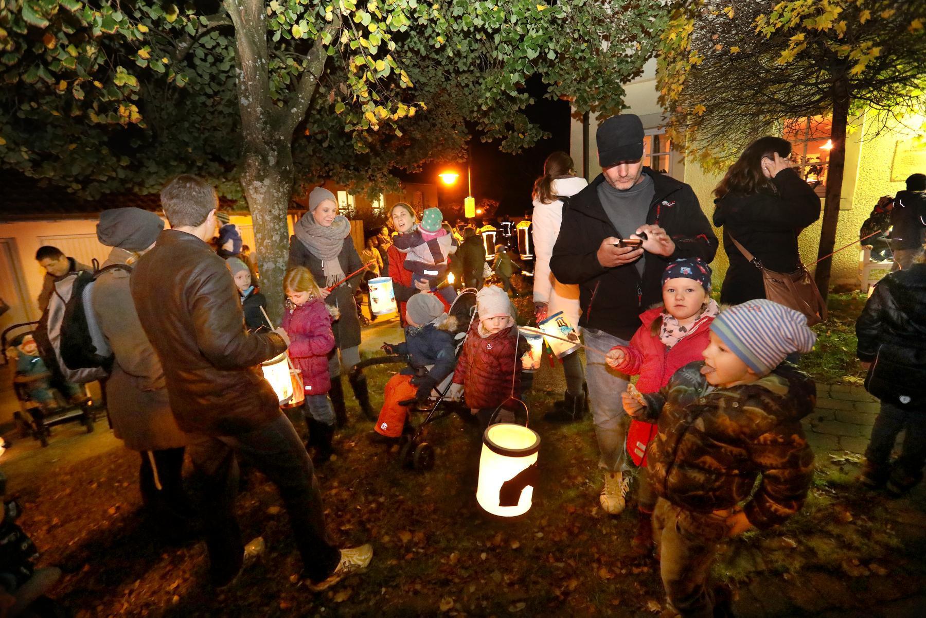 Tolle Fotos vom Laternenumzug Nachrichten aus Schorndorf