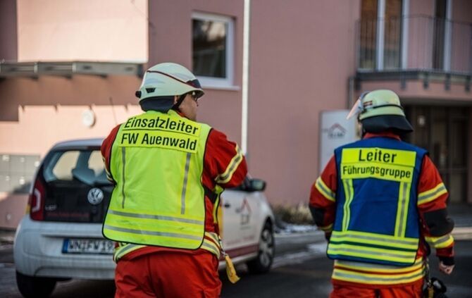 Rauchentwicklung im Heizraum vom Seniorenzentrum löst Feuerwehreinsatz aus - Bild 06_6