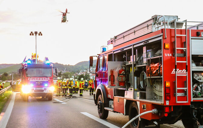 Fotos Unfall B 29 Geradstetten - Bild 12_10