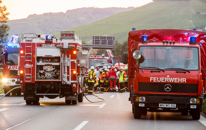 Fotos Unfall B 29 Geradstetten - Bild 05_17