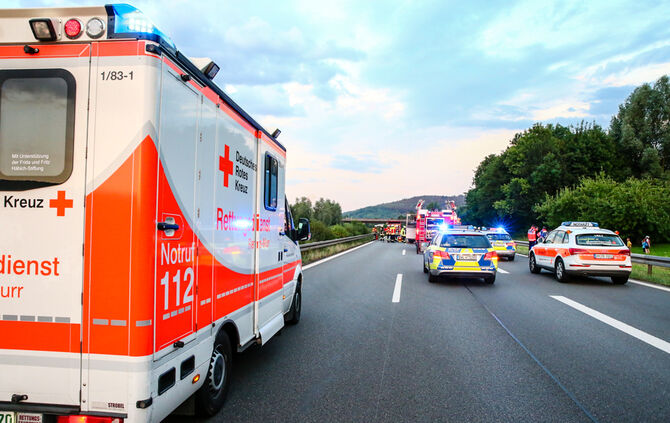 Fotos Unfall B 29 Geradstetten - Bild 02_20