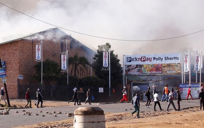 Violence spreads in the country after Zuma jailing, in Pietermaritzburg