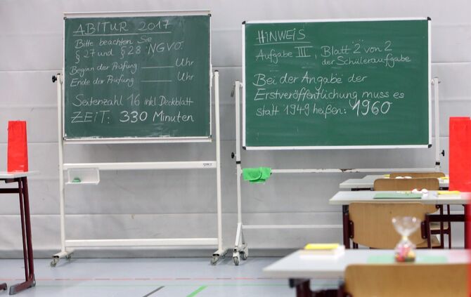 Abiturprüfungen 2017 beginnen_5