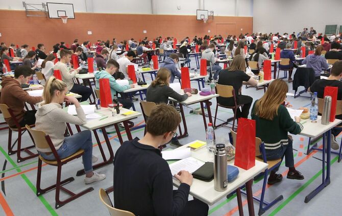 Abiturprüfungen 2017 beginnen_6