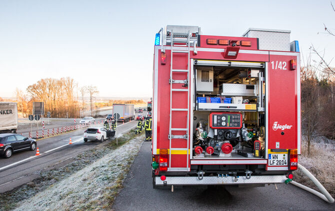 Brennender Pkw auf der B14_13