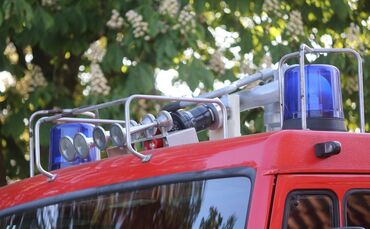 Feuerwehr Blaulicht Feuerwehrauto Brand Feuer Symbol Symbolfoto