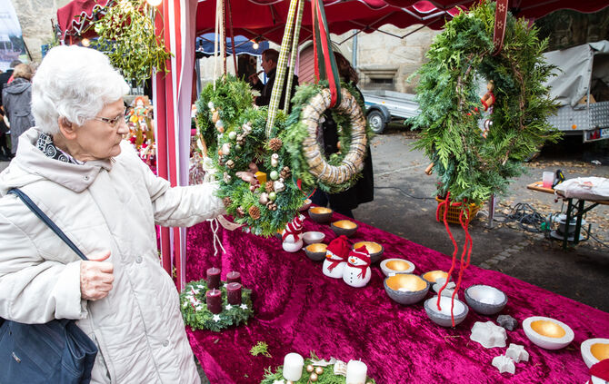 Weihnachtsmarkt der Vereine - Bild 46_7