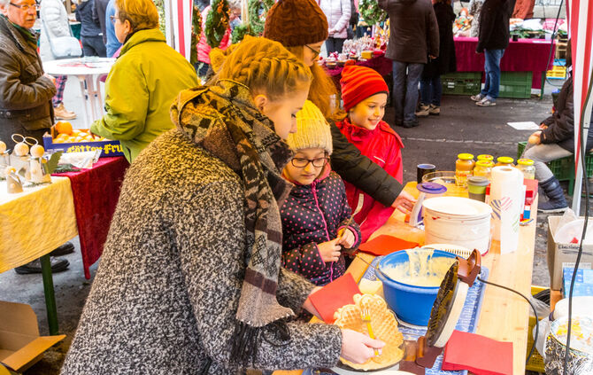 Weihnachtsmarkt der Vereine - Bild 44_9