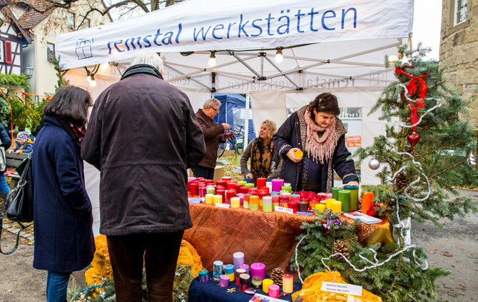 Weihnachtsmarkt der Vereine - Bild 42_12