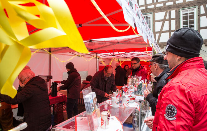 Weihnachtsmarkt der Vereine - Bild 34_20