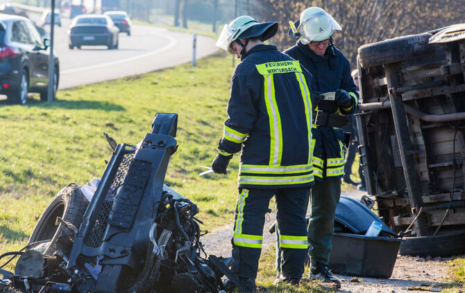 Frontal gegen Baum_7