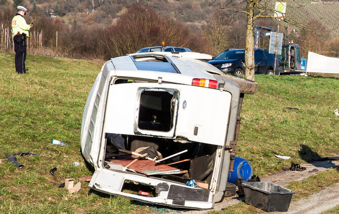 Frontal gegen Baum_9