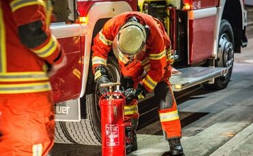 Waermestrahler faengt Feuer - Rauchmelder verhindert Wohnungsbrand - Bild 08_0