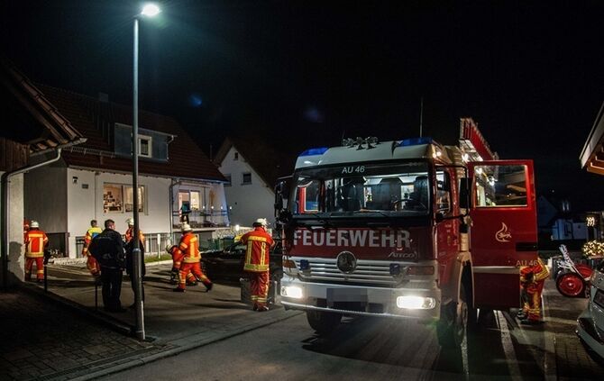 Waermestrahler faengt Feuer - Rauchmelder verhindert Wohnungsbrand - Bild 05_6