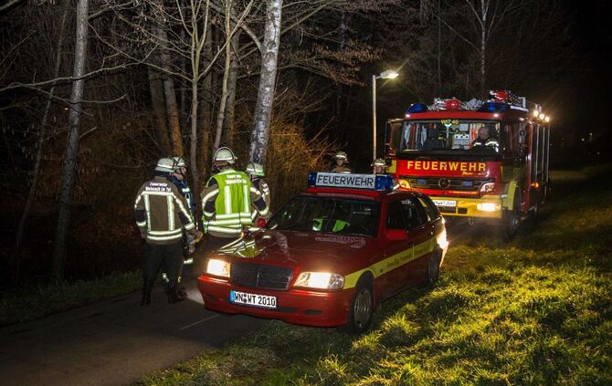 Personen lebensgefährlich unterkühlt an einem Bach gefunden_0