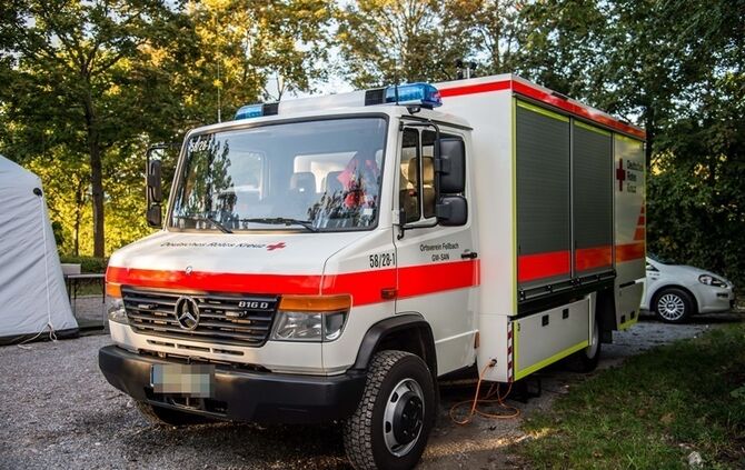 Frau seit Dienstag vermisst Hundestaffeln suchen - Bild 02_9