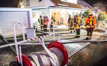 Waeschetrockner brennt im Keller eines Einfamilienhauses - Bild 02_0