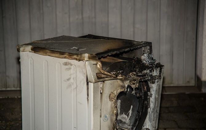 Waeschetrockner brennt im Keller eines Einfamilienhauses - Bild 01_1