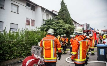 Küchenbrand fordert mehrere Verletzte - Bild 01_0