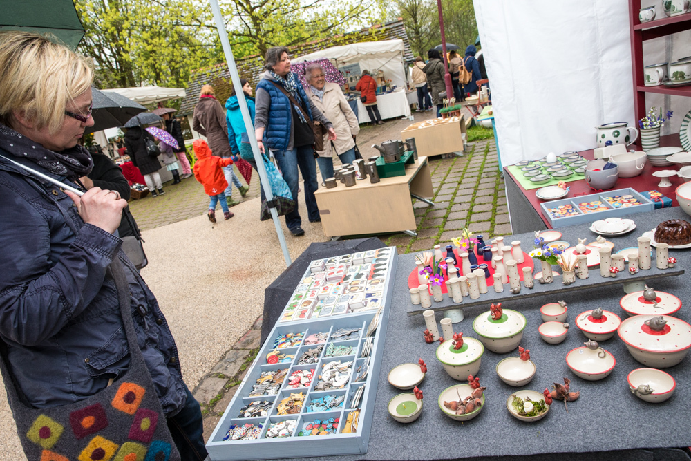 Töpfermarkt lockt bei Sonne und Regen - Nachrichten aus Urbach