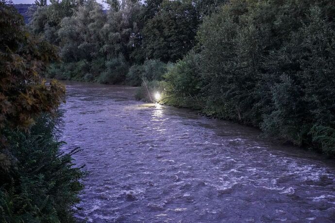 Wendlingen: Grosse Suchaktion nach vermisster Person im Neckar