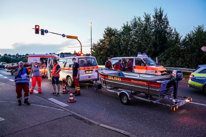 Wendlingen: Grosse Suchaktion nach vermisster Person im Neckar