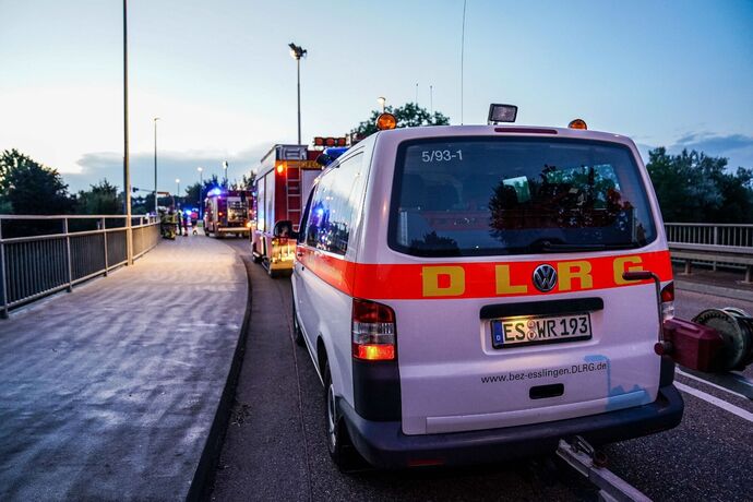 Wendlingen: Grosse Suchaktion nach vermisster Person im Neckar