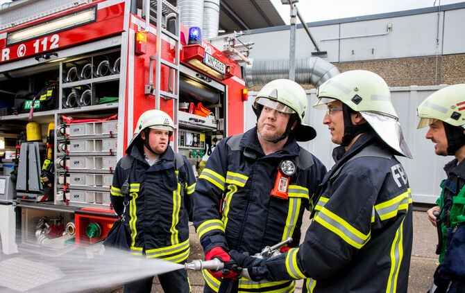 Große Feuerwehrübung bei Stihl Neustadt - Bild 46_0