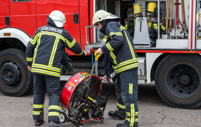 Große Feuerwehrübung bei Stihl Neustadt - Bild 05_4