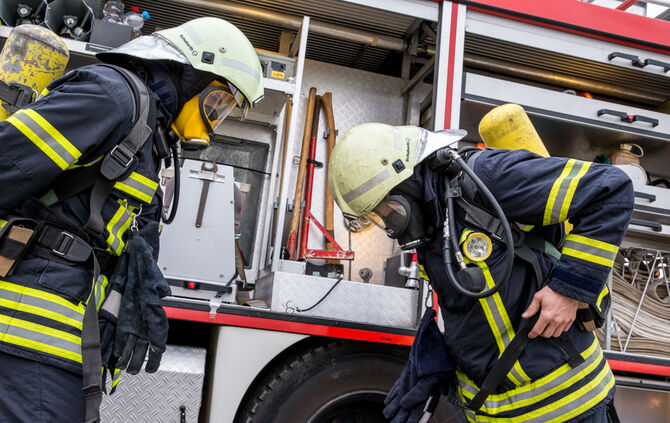 Große Feuerwehrübung bei Stihl Neustadt - Bild 13_10