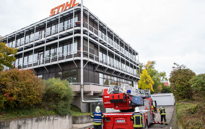 Große Feuerwehrübung bei Stihl Neustadt - Bild 18_15