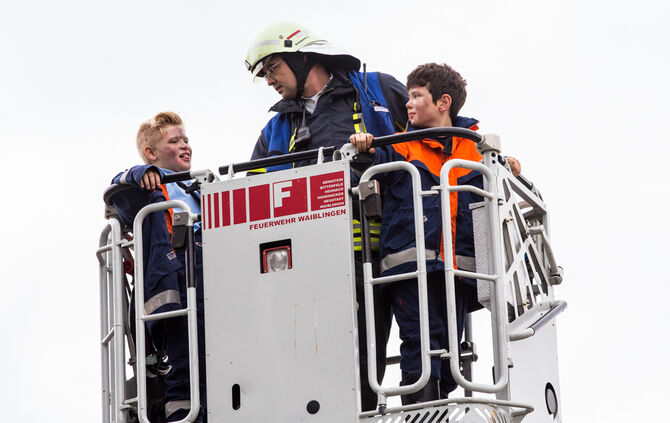 Große Feuerwehrübung bei Stihl Neustadt - Bild 29_24