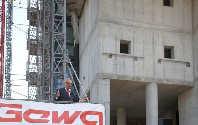 GeWa Tower feiert Richtfest - Bild 22_2