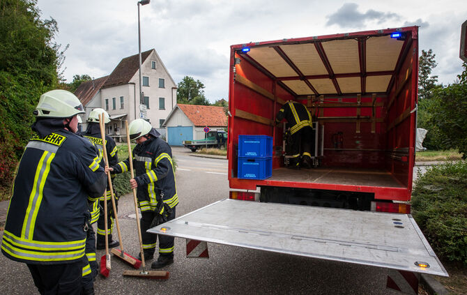 Ernte auf Straße verteilt - Bild 01_10