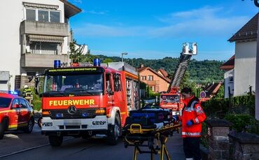 Essen auf dem Herd loest Feuerwehreinsatz aus - Bild 03_0
