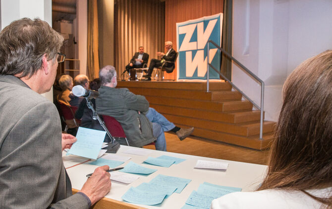 Kretschmann steht Rede und Antwort_3