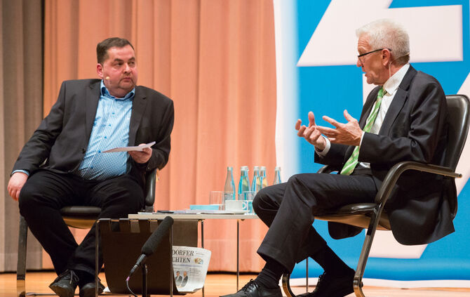 Kretschmann steht Rede und Antwort_28