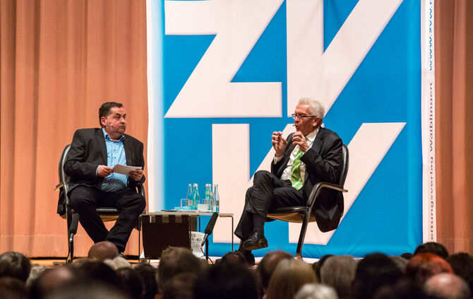 Kretschmann steht Rede und Antwort_32