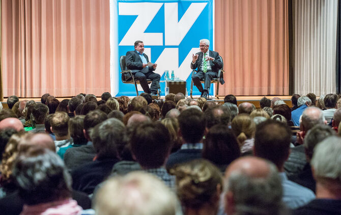 Kretschmann steht Rede und Antwort_46