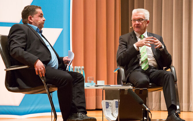 Kretschmann steht Rede und Antwort_53