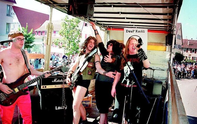 Bluesparade in Winterbach  - DeeP Roots Gruppe, 22.07.01